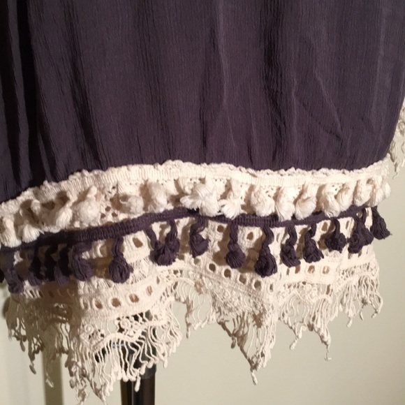 Weavers Bohemian Kimono - Picture 6 of 8